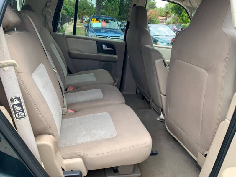 2003 Ford Expedition XLT