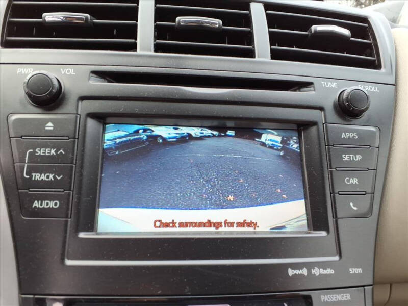 2013 Toyota Prius v Five