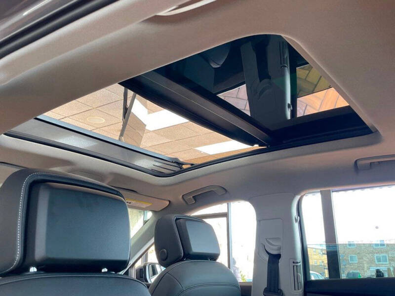 2021 Audi e-tron quattro Premium Plus