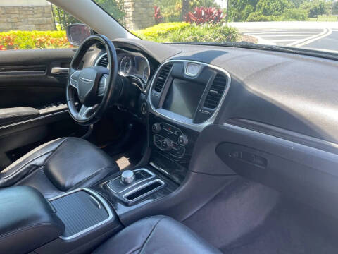 2017 Chrysler 300 Limited