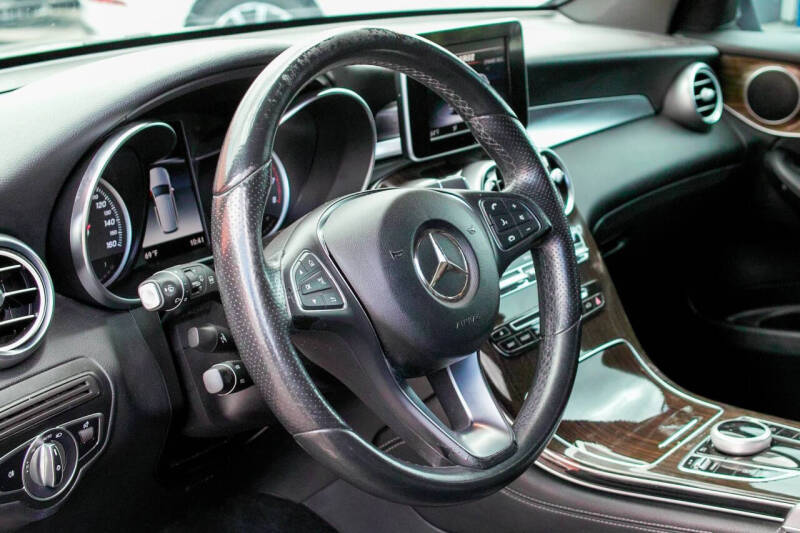 2018 Mercedes-Benz GLC GLC 300