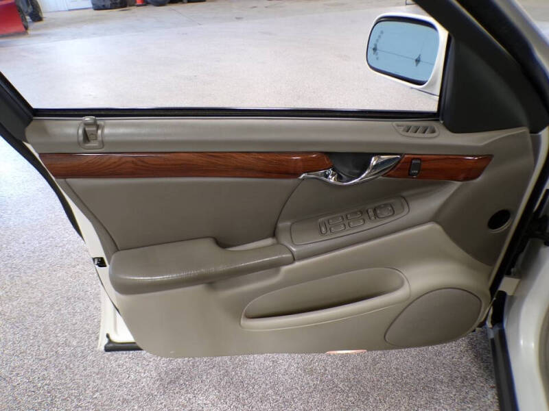 2005 Cadillac DeVille