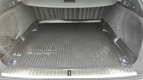 2022 Audi e-tron quattro Premium Plus