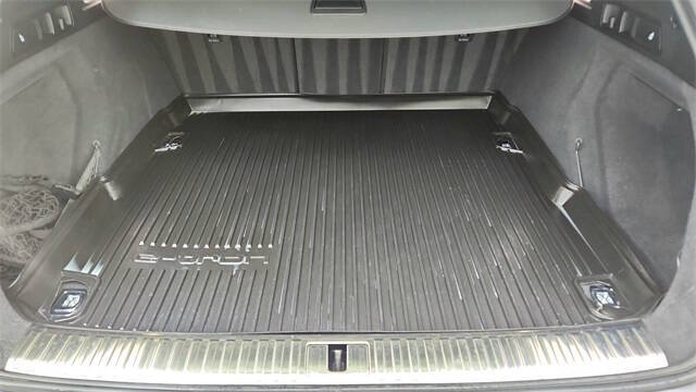 2022 Audi e-tron quattro Premium Plus