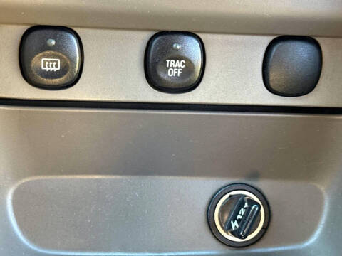 2004 Ford Mustang Deluxe