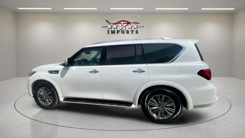 2022 Infiniti QX80 Luxe