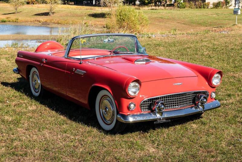 1956 Ford Thunderbird