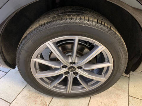 2022 Audi SQ5 3.0T quattro Premium Plus