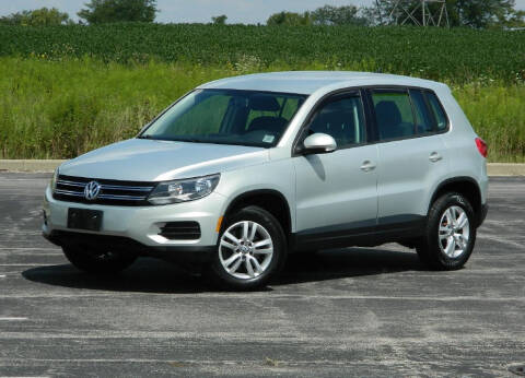 2014 Volkswagen Tiguan for sale at MOKENA AUTOMOTIVE INC in Mokena IL