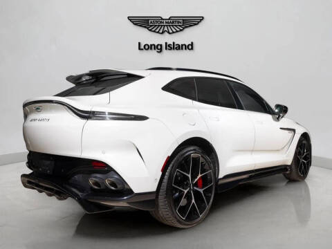 2025 Aston Martin DBX 707