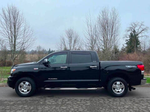 2008 Toyota Tundra for sale at CLEAR CHOICE AUTOMOTIVE in Milwaukie OR