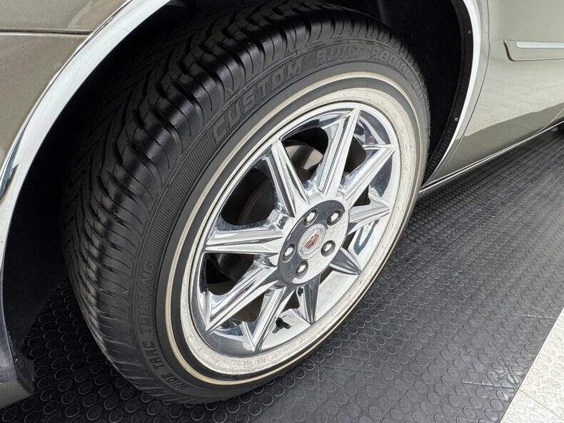 2010 Cadillac DTS Luxury Collection