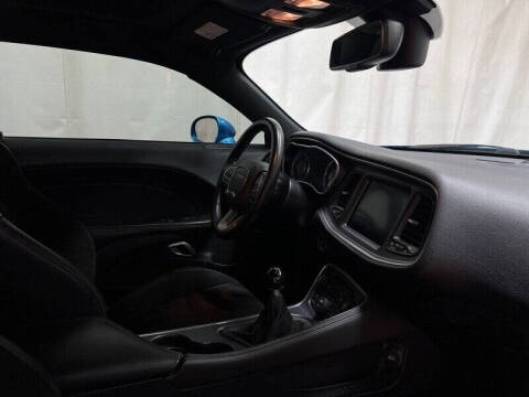 2016 Dodge Challenger R/T Plus