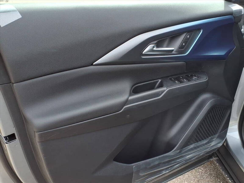 2026 Chevrolet Equinox EV LT 2