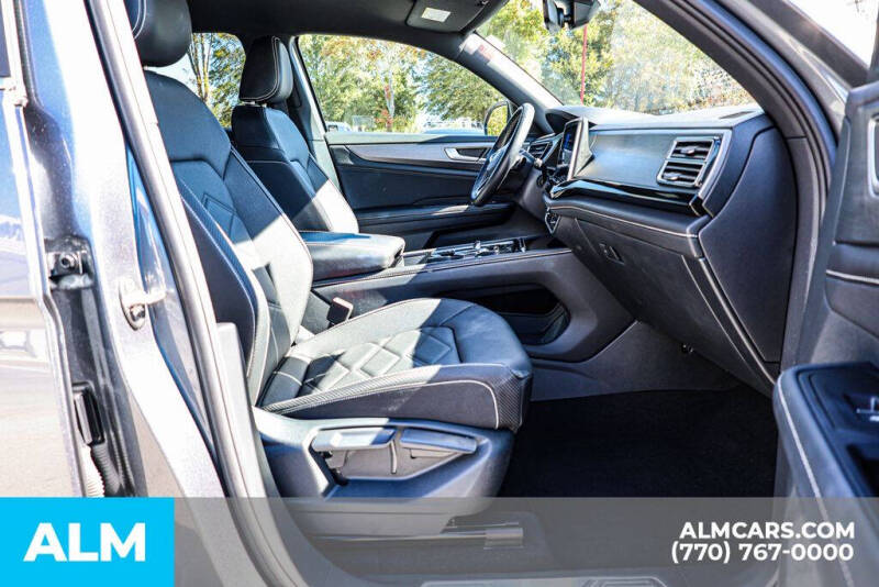 2025 Volkswagen Atlas Cross Sport SE