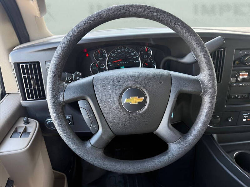 2026 Chevrolet Express 2500