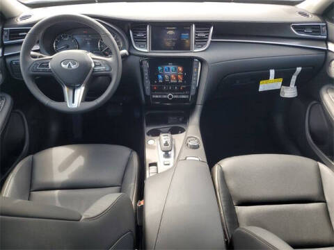 2025 Infiniti QX50 Luxe