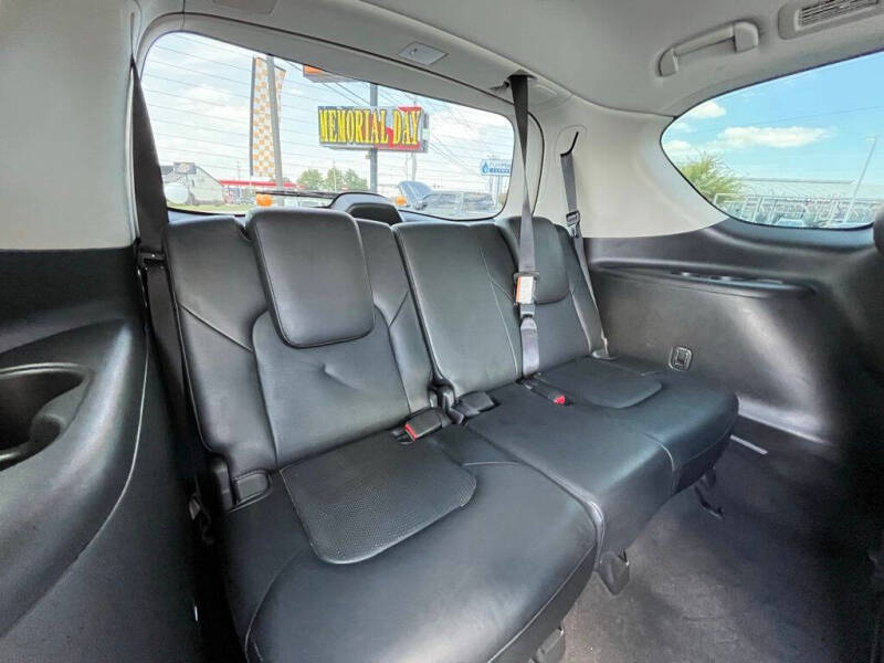 2017 Infiniti QX80