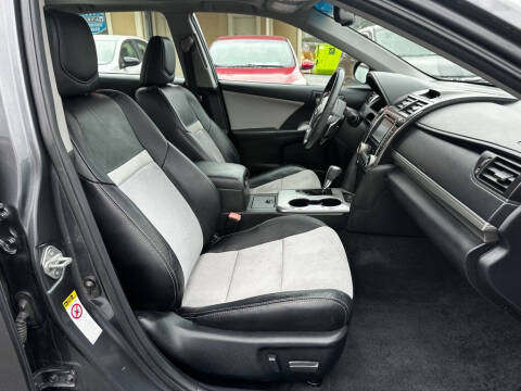 2012 Toyota Camry SE V6