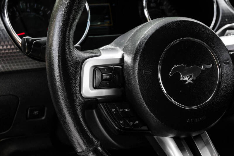 2015 Ford Mustang
