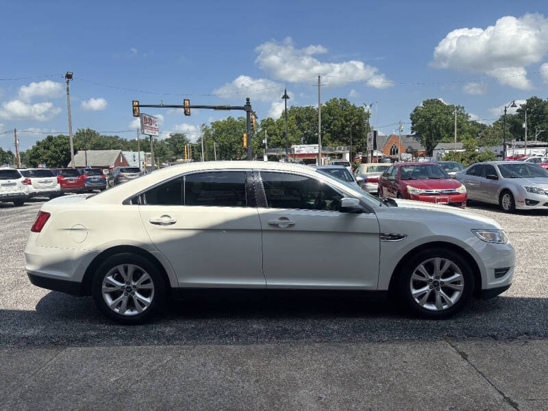 2012 Ford Taurus SEL