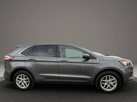 2022 Ford Edge