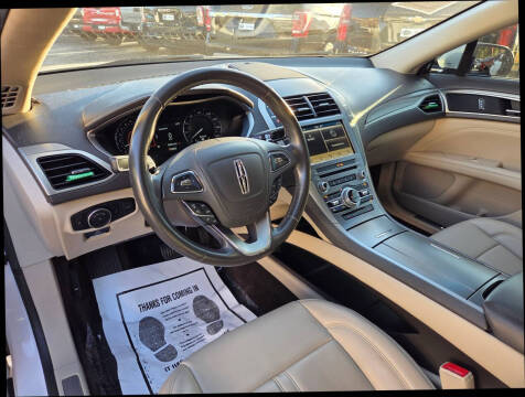 2018 Lincoln MKZ Premiere