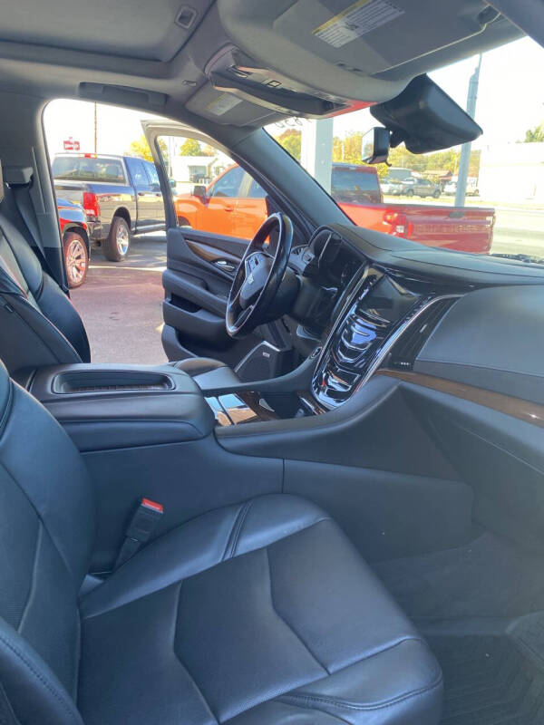 2020 Cadillac Escalade Premium Luxury