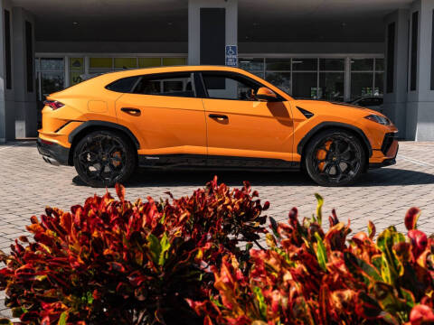 2023 Lamborghini Urus Performante
