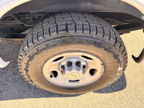 2023 Chevrolet Express 2500