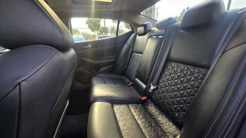 2016 Nissan Maxima Platinum