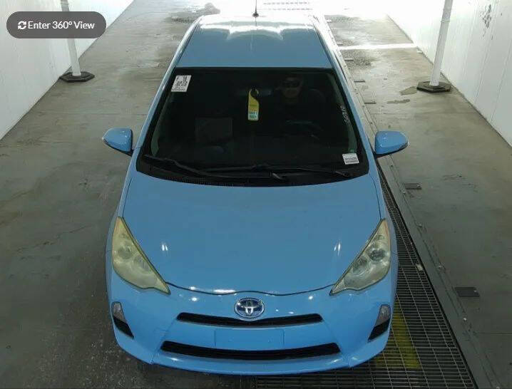 2013 Toyota Prius c