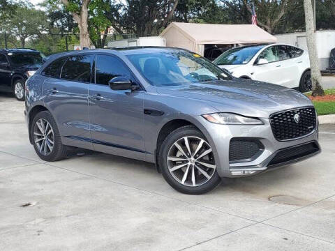 2024 Jaguar F-PACE P250 R-Dynamic S