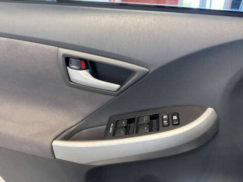 2011 Toyota Prius Two