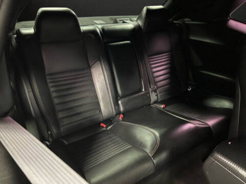 2015 Dodge Challenger R/T Plus Shaker