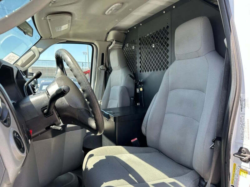 2013 Ford E-Series E-150