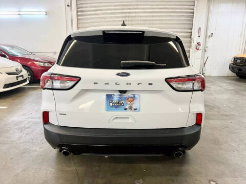 2021 Ford Escape SE