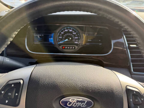 2015 Ford Taurus Limited