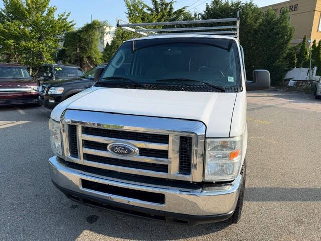 2013 Ford E-Series E-350 SD