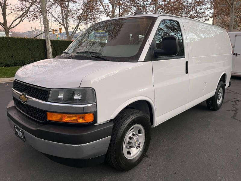 2024 Chevrolet Express 2500
