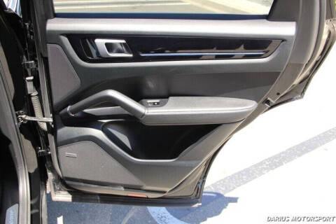 2019 Porsche Cayenne S