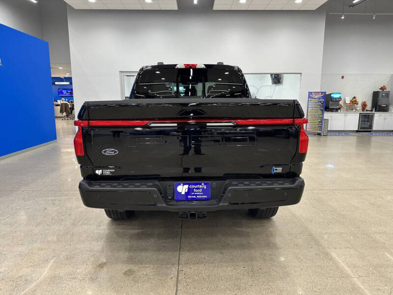 2023 Ford F-150 Lightning Platinum