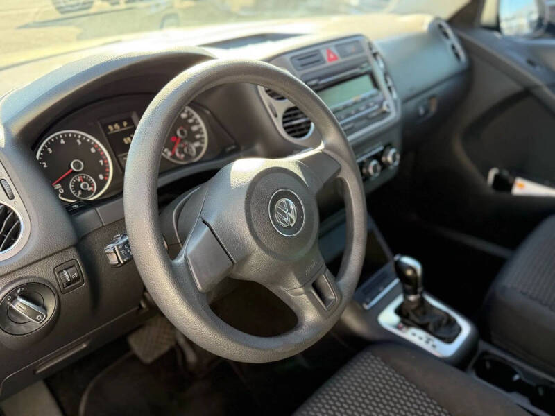 2011 Volkswagen Tiguan S