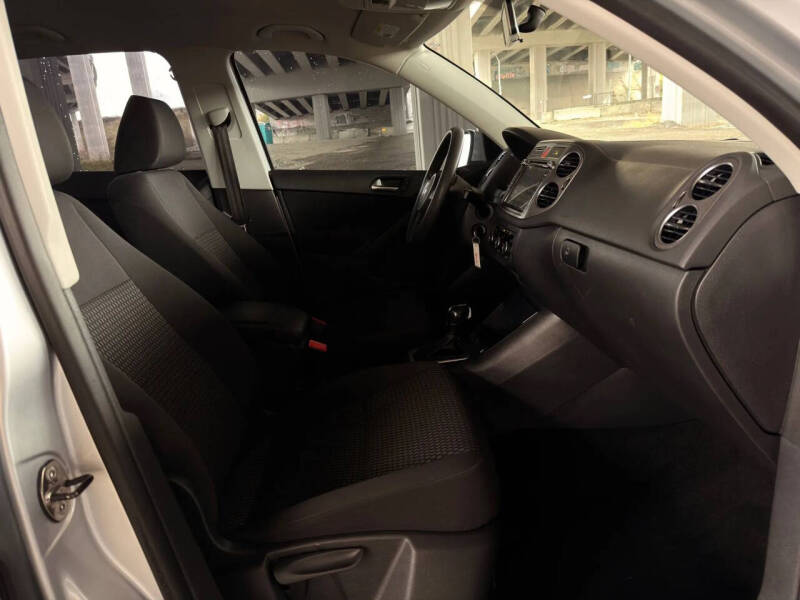 2011 Volkswagen Tiguan