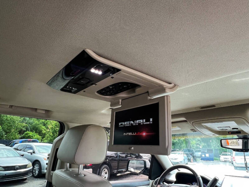 2016 GMC Yukon Denali