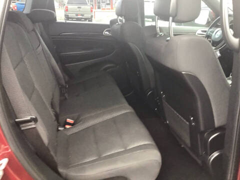 2019 Jeep Grand Cherokee Laredo