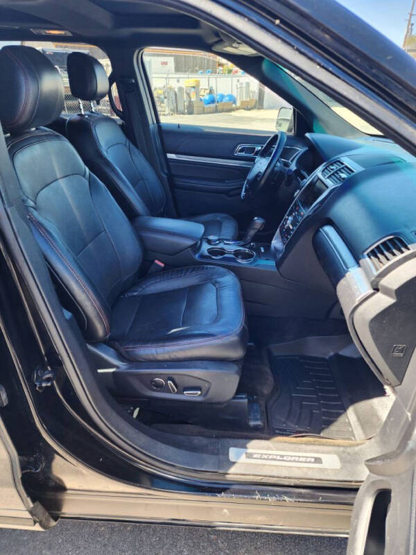 2016 Ford Explorer Sport
