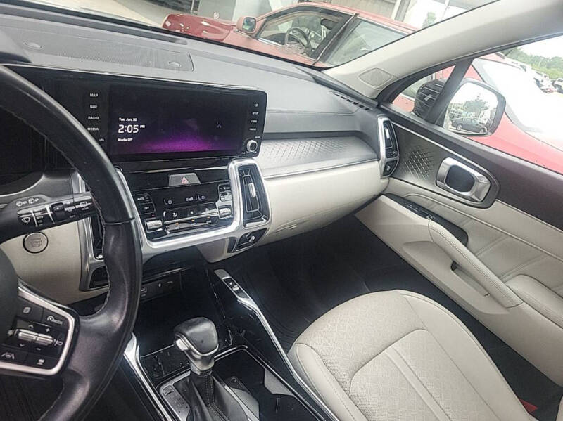 2022 Kia Sorento SX