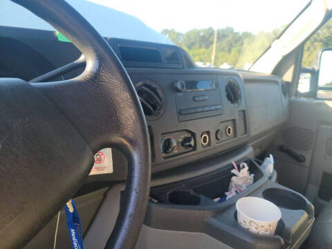 2009 Ford E-Series E-250