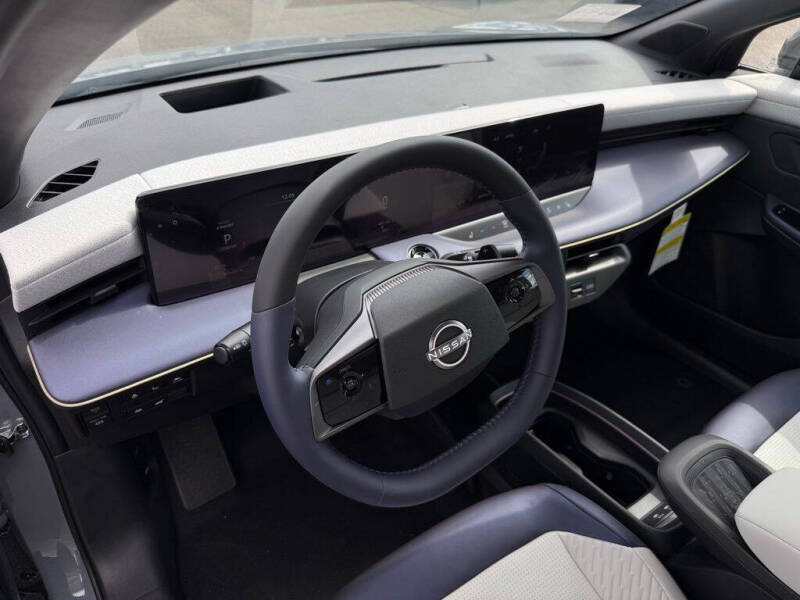 2026 Nissan LEAF Platinum+